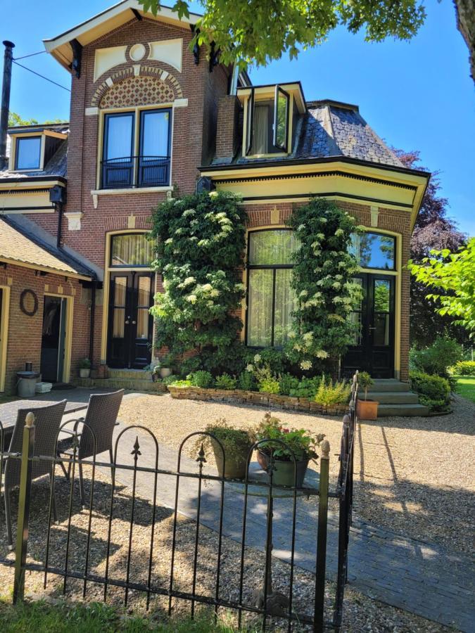 Pastorie Waaxens Bed & Breakfast Exterior photo