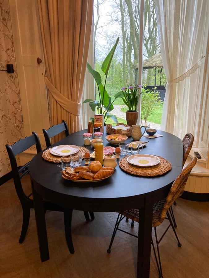 Pastorie Waaxens Bed & Breakfast Exterior photo
