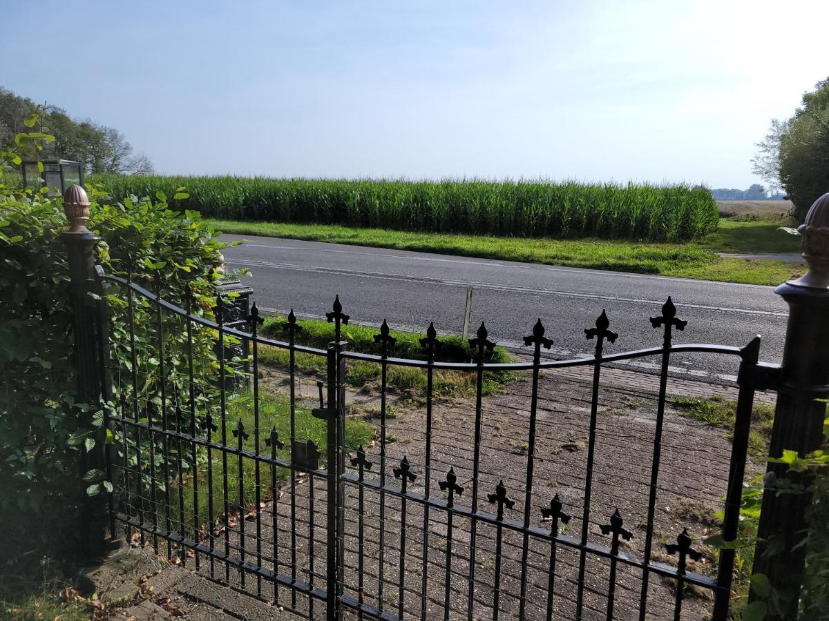 Pastorie Waaxens Bed & Breakfast Exterior photo