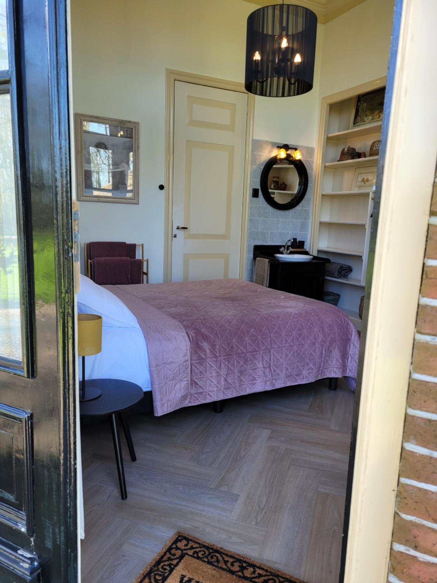 Pastorie Waaxens Bed & Breakfast Exterior photo